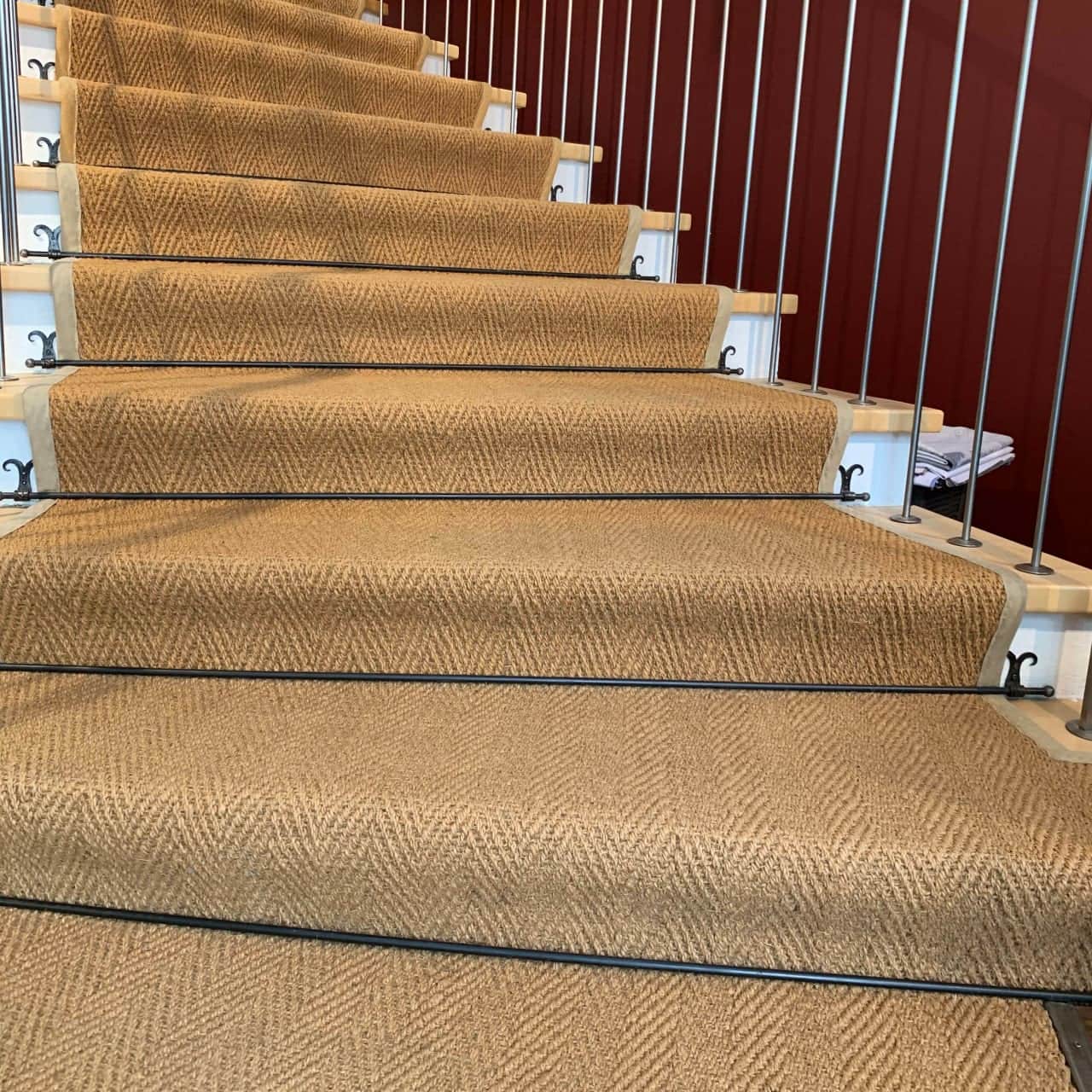 Astute | Stair Runner with Cloth Border