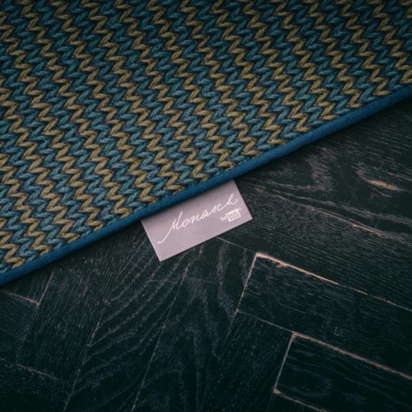 Flashback Moss luxury wool rug with blind soft border