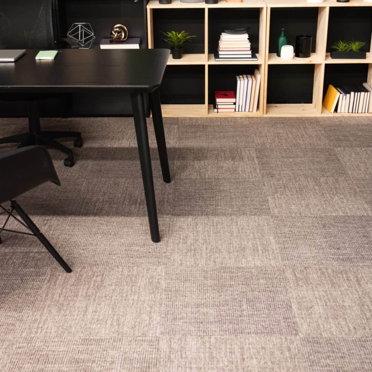 Ridge | Pebble | SynSisal® Tile | Quarter Turn Installation