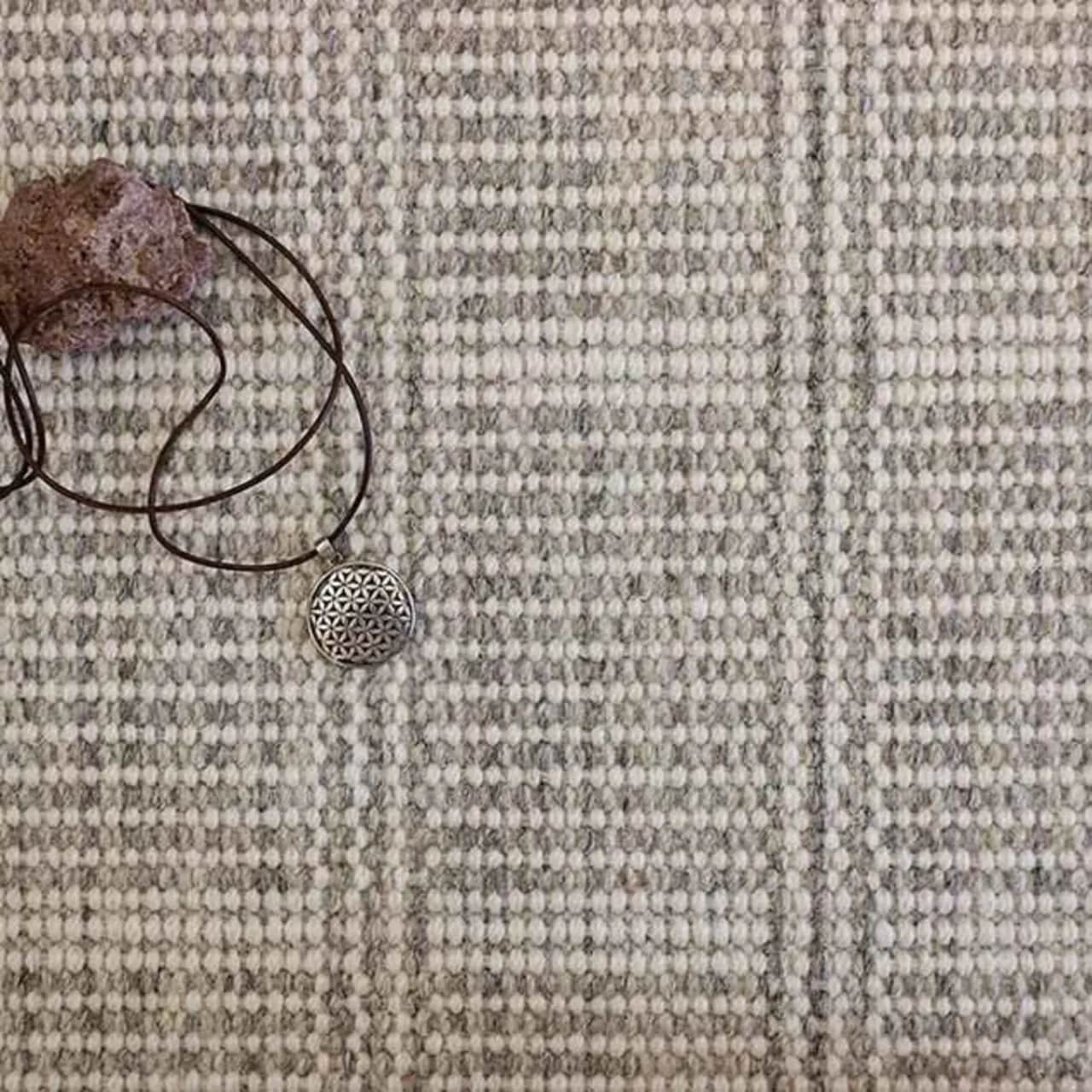 geometry 101: leighton in color steel